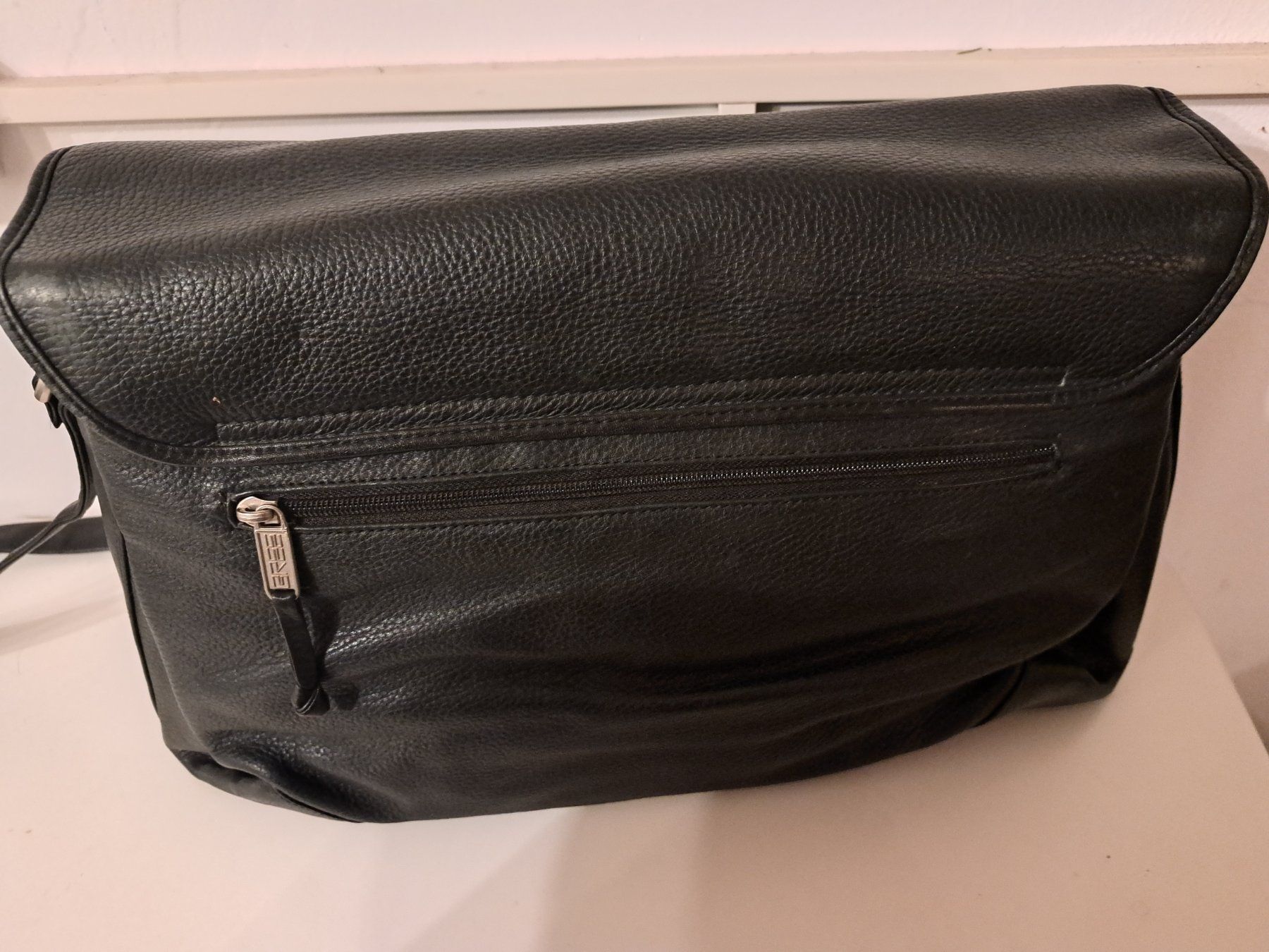 Bree Taschen für Damen: Damen-Tasche: BREE schwarz – Gebraucht aus Bazenheid von bubu-gix 1