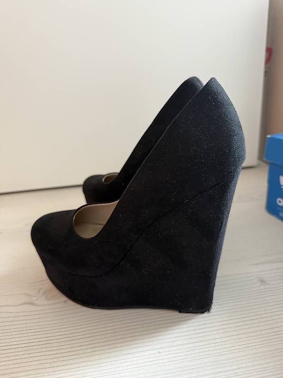 Scarpe da donna: High heels 40 schwarz  – Usato da Stadel venduto da the_w8gy 1
