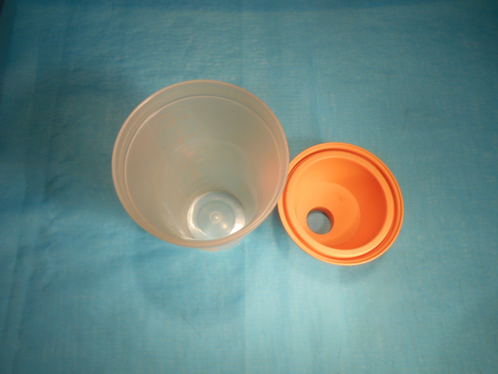 Tupperware Contenitori & Simili: Tupperware Quick Shake bis 5dl Skala – Usato da Bellach venduto da JingleCherry 4