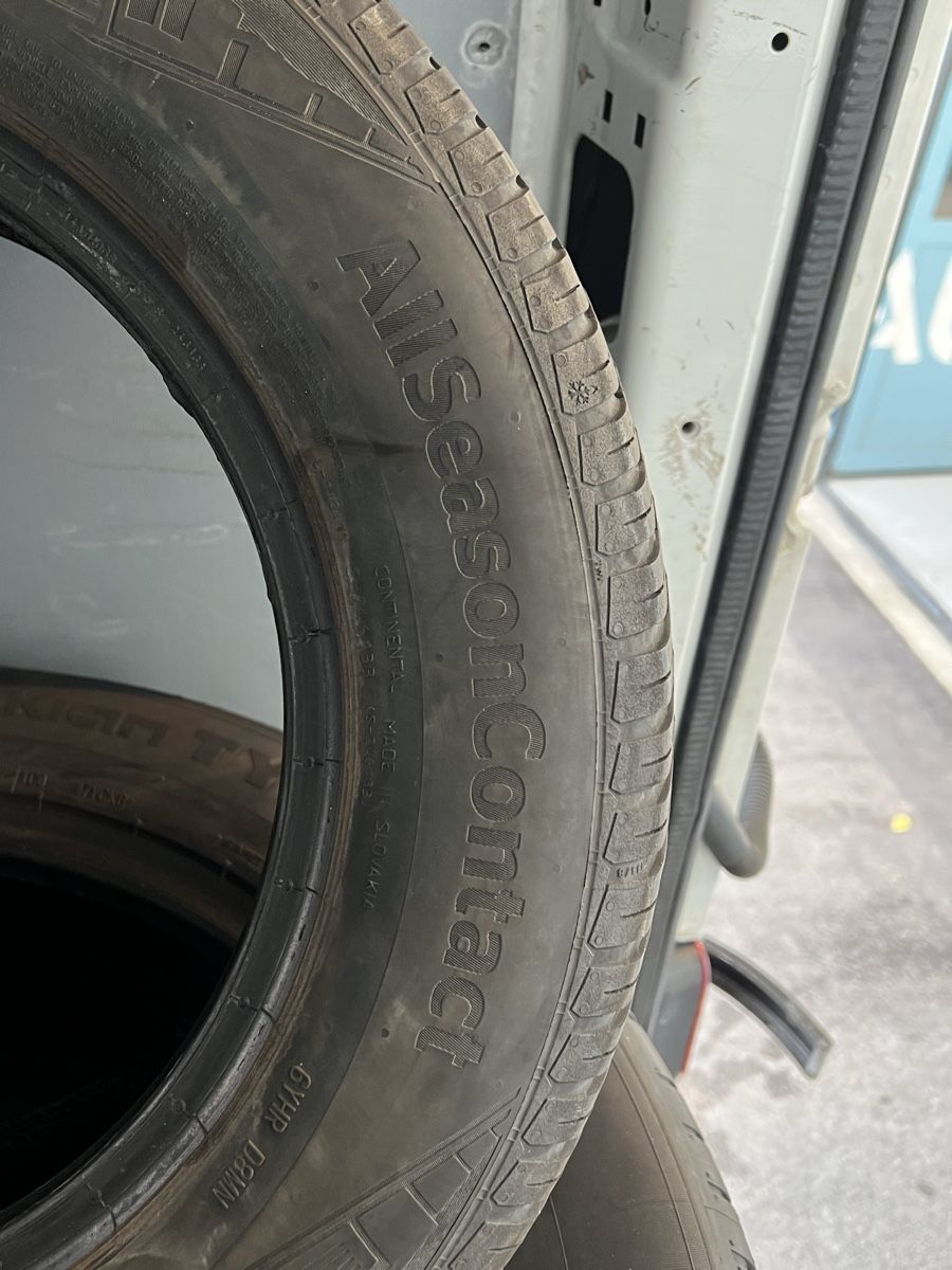 Continental Pneus & Kompletträder: Winterreifen Continental 175/70/14 – Gebraucht aus Hünenberg von Auto-Klinik01 2
