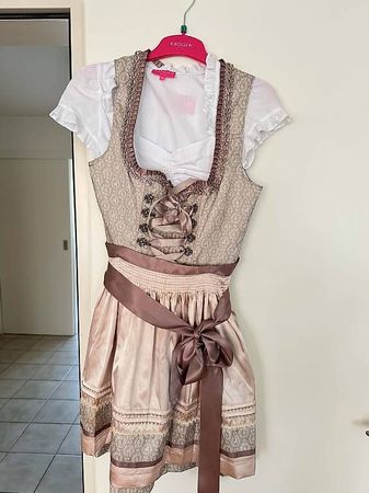 Krüger Dirndl inkl. Bluse  Grösse 38/36  Wie neu