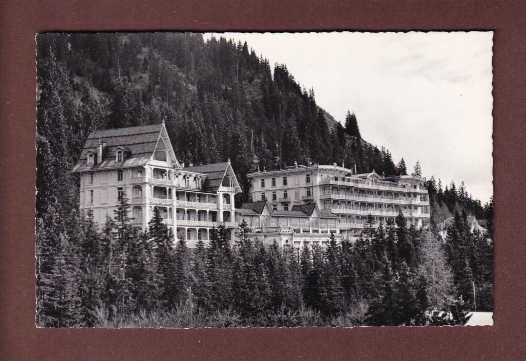 Cartoline postali: LEYSIN - Grand Hôtel – Usato da Pully venduto da nicecards-shop