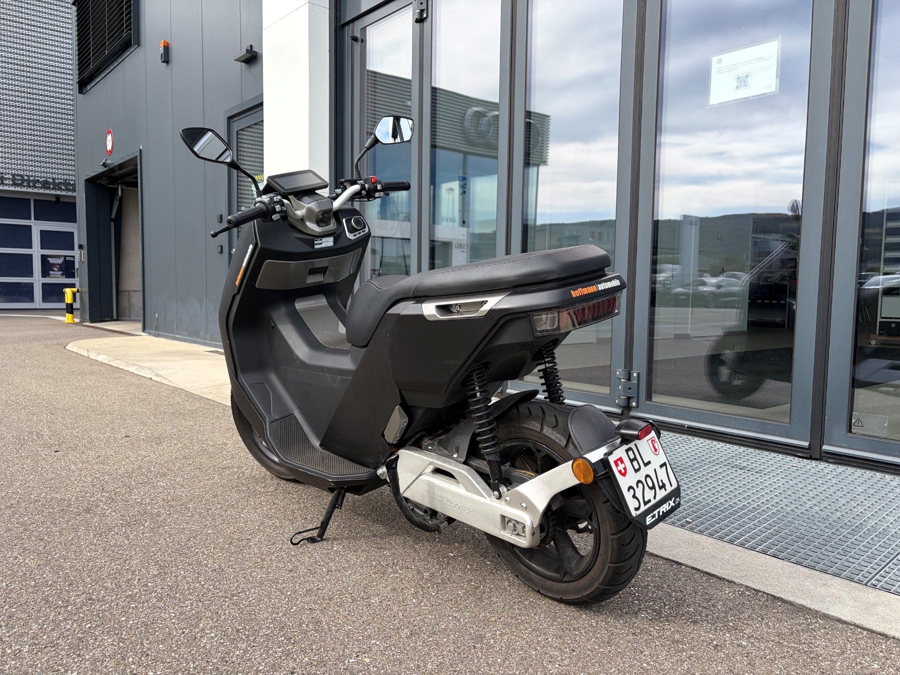 Scooters: Ecooter E5 – D'occasion à Aesch BL par central01 2
