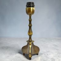 Pied de lampe style pique-cierge en bronze