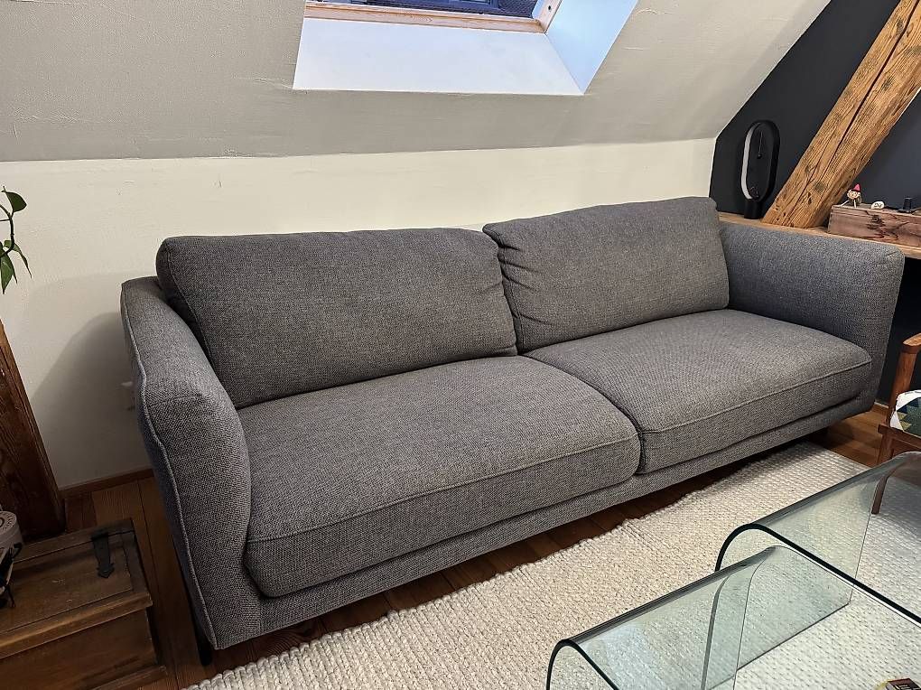 Divani: Dunkel Graues Sofa 3 Sitzer – Usato da Aarau venduto da adr_9nkb