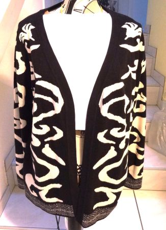 STRICKJACKE SCHWARZ WEISS NEU GR.42/44