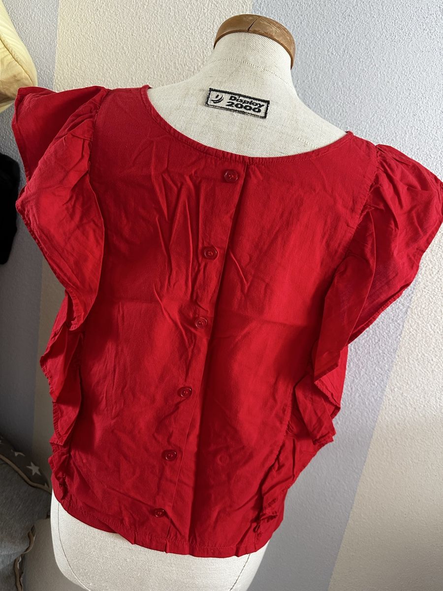Tops: Top Bluse rot Gr. 36  – Gebraucht aus Bassersdorf von Ayumiyamaguchi 1