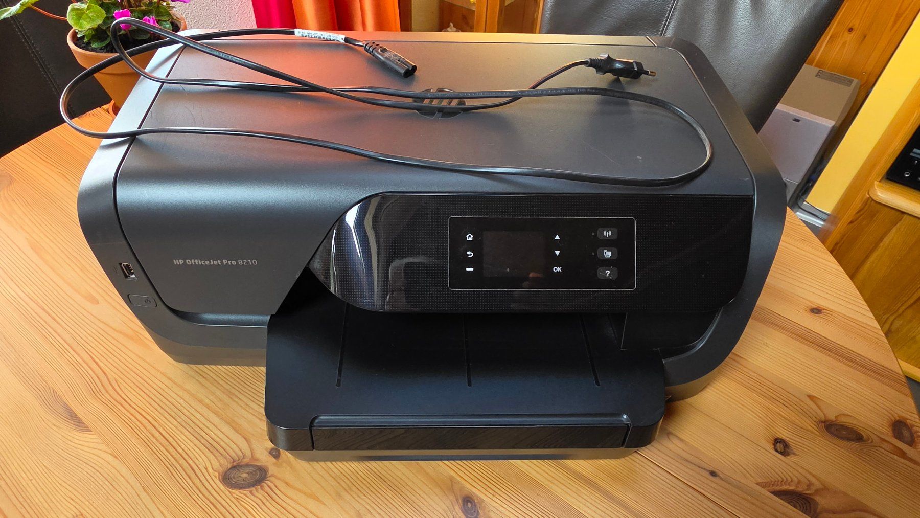 Hewlett Packard Stampanti: Drucker HP 8210 – Usato da Wattenwil venduto da gudi58