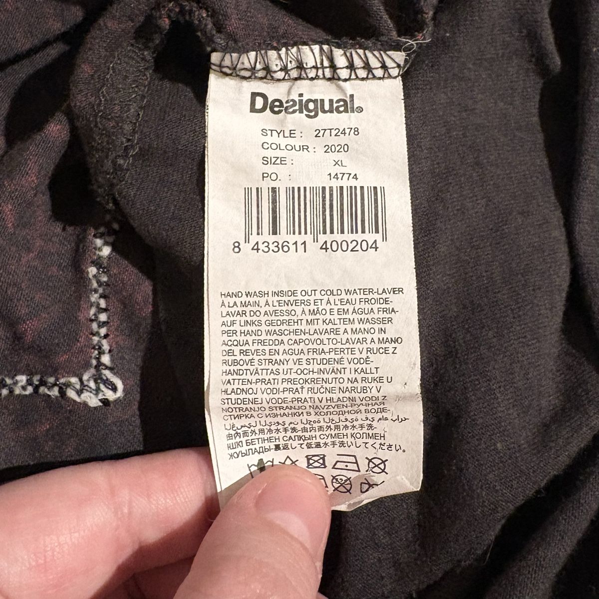 Desigual Maglioni & Felpe: Roter gemusterter Desigual Pullover – Nuovo (secondo la descrizione) da Brünisried venduto da Livtsukki2ndHand 8