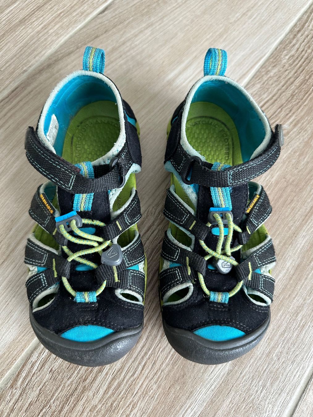 Keen Scarpe per ragazzi: Keen Sandalen Gr. 34 schwarz-blau – Usato da Rudolfstetten venduto da Joyw 1