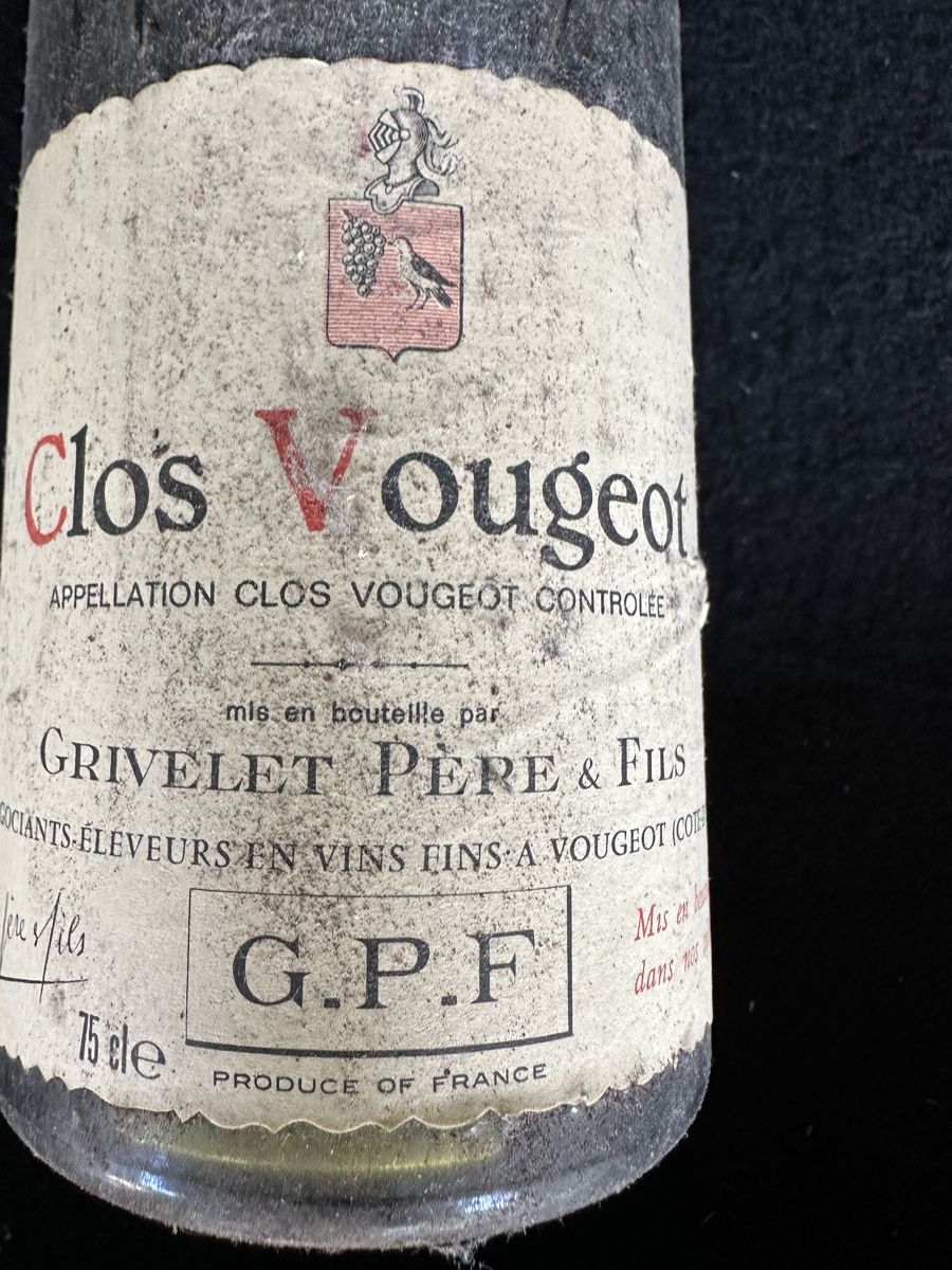 Vino: Rotwein 1981 Clos Vougeot G.P.F. 75cl Flasche – Usato da Tüscherz-Alfermée venduto da Pluriel2