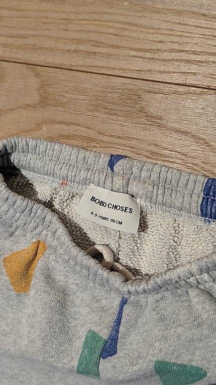 Pantaloni: BOBO CHOSES Trainerhose Gr. 110 grau – Usato da Seuzach venduto da louisa. 1