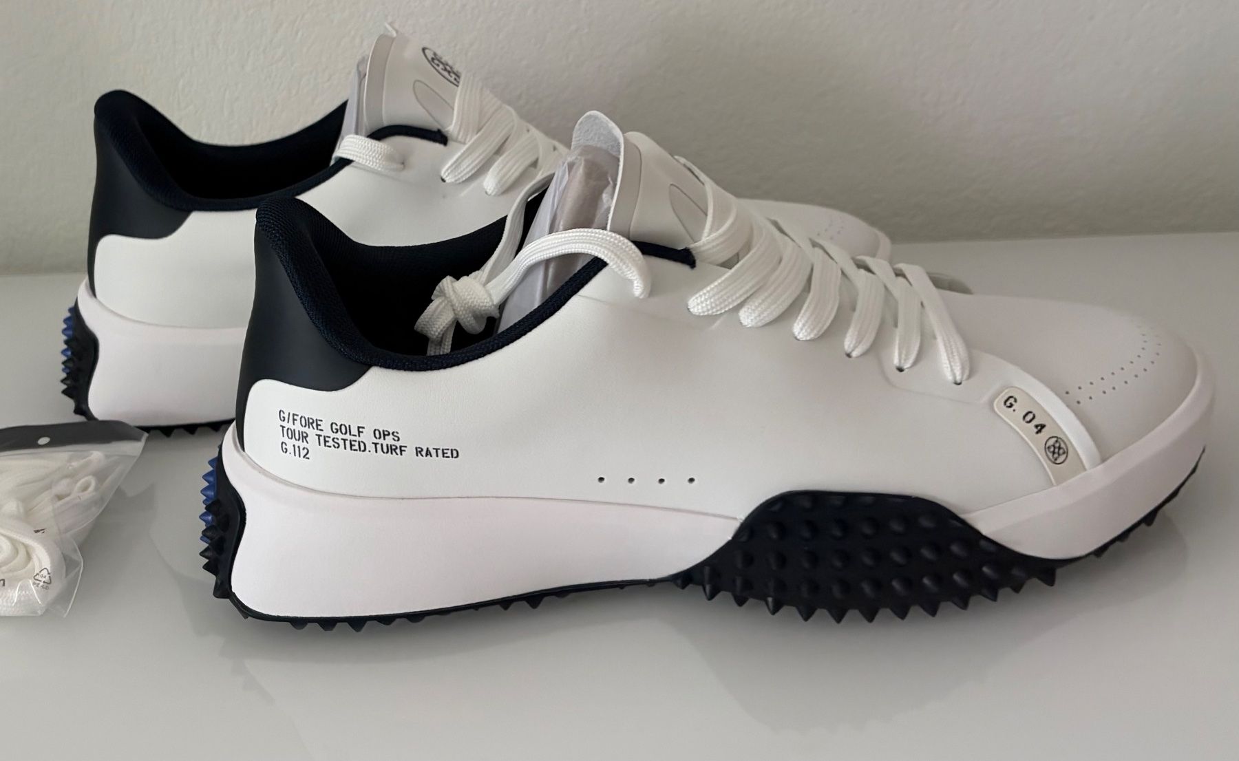 Herrenschuhe: G/Fore Mens G.112 GOLF SCHUHE Gr. 42.5 – Neu und originalverpackt aus Benken ZH von Mistery5