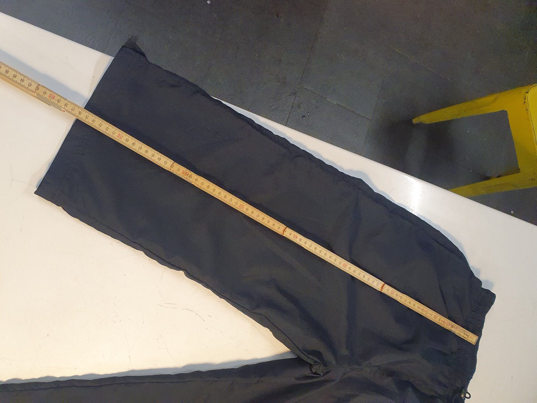 Reebok Hosen: Reebok Trainingshose blau grösse XL – Gebraucht aus Zürich von loosebone 1