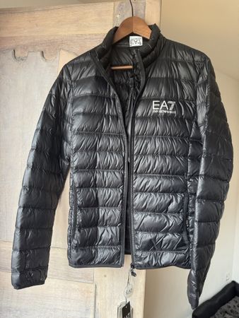 Doudoune EA7 Emporio Armani noire, taille M, impeccable