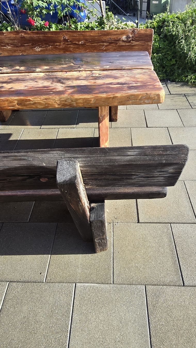 Set di tavolo e panche: Tisch und zwei Sitzbänke Garten – Usato da Einsiedeln venduto da gsundundmunter 4
