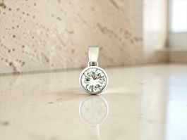 Diamant - Anhänger mit GGTL Diamanten Report, 0.87 ct H/VS2