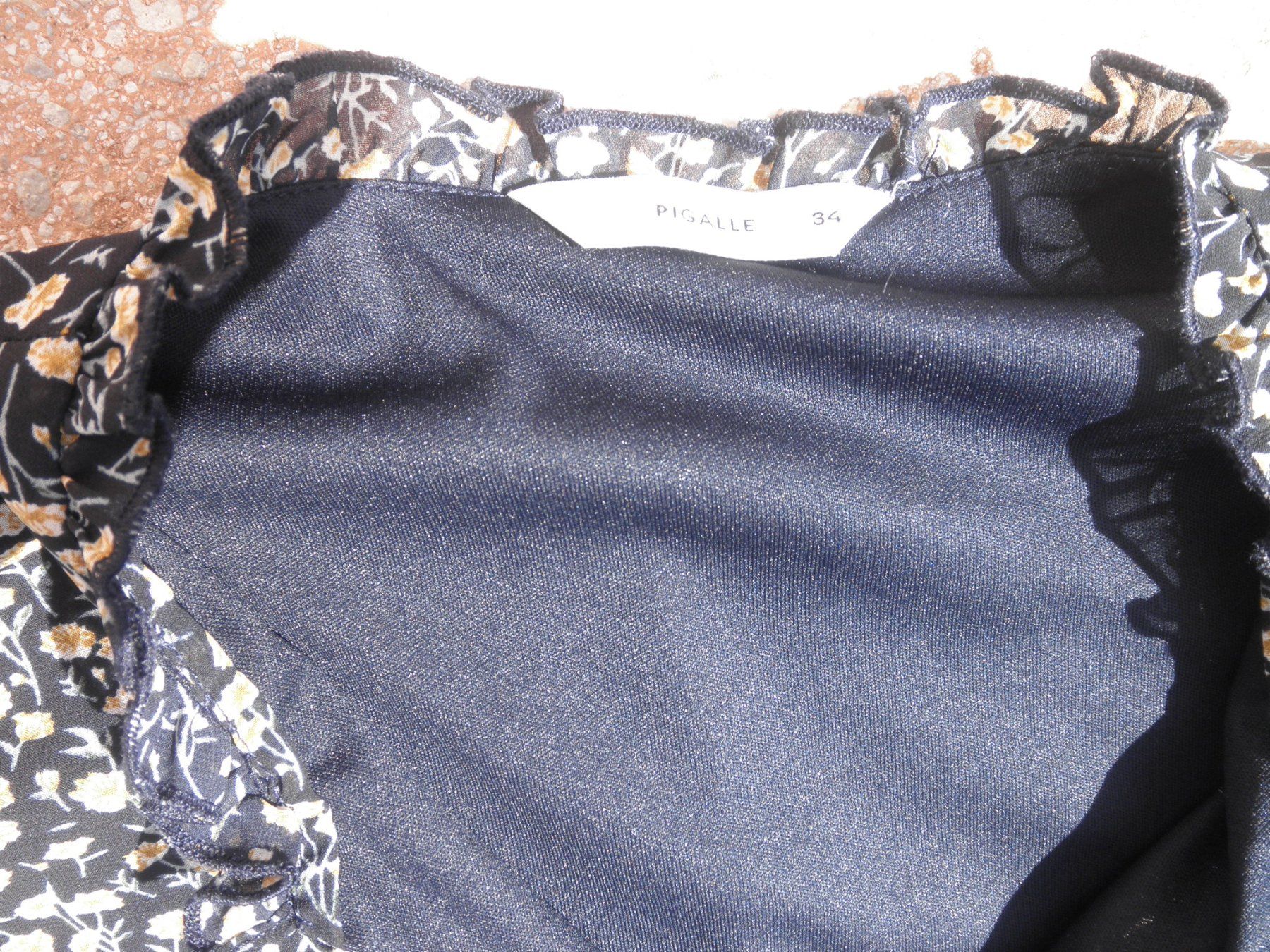 Only Vestiti: Kleid Only Pigalle – Nuovo (secondo la descrizione) da Buttwil venduto da Engelhaar 3