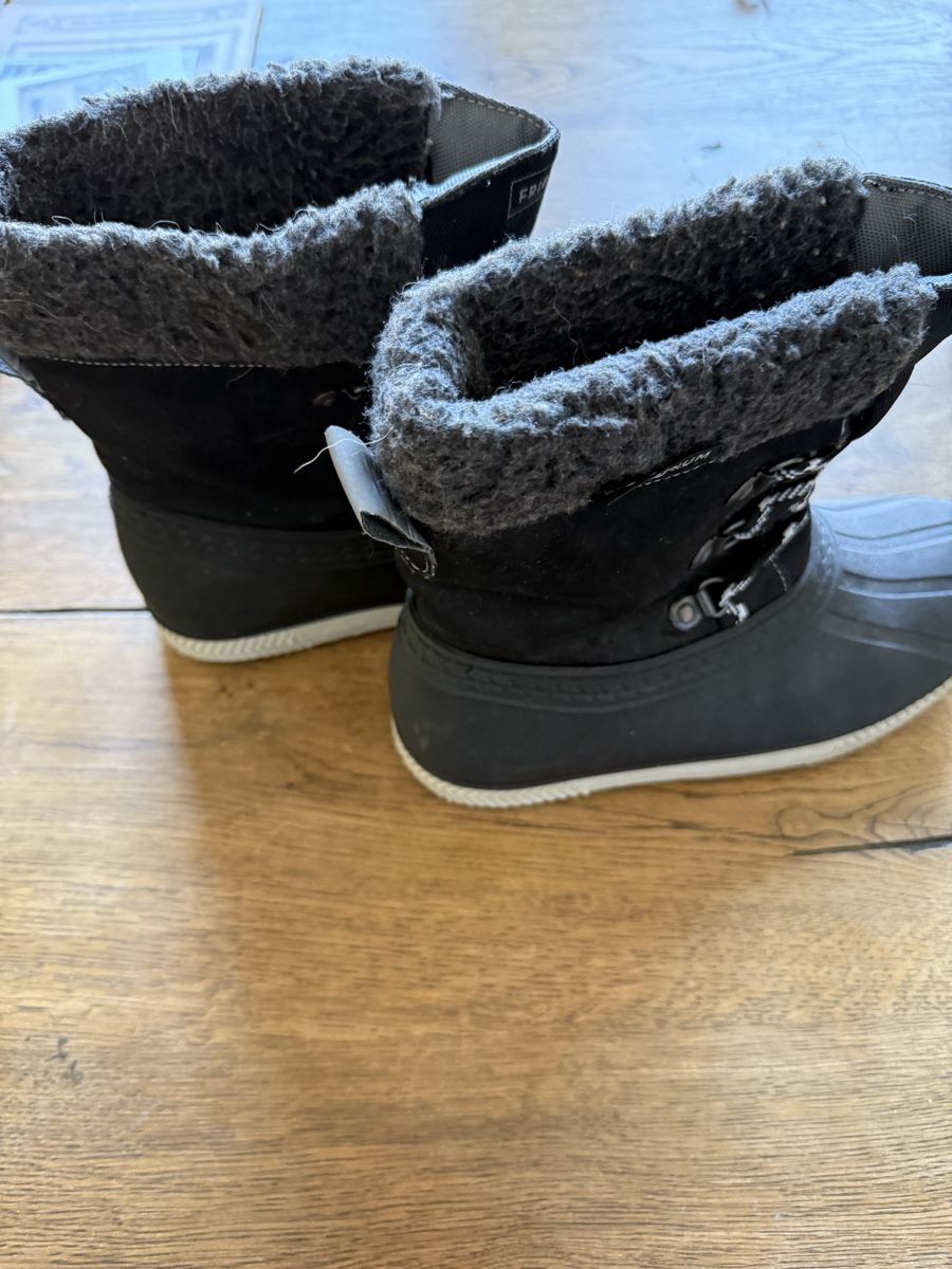 Herrenschuhe: Winterstiefel – Gebraucht aus Volketswil von Shanelle2008 2