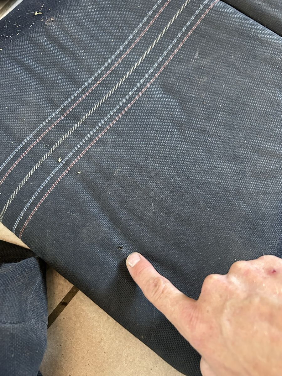 Recaro Tutti pezzi di ricambio auto: Golf2 Recaro Stoff  – Usato da Gampelen venduto da ste_r6hj 3