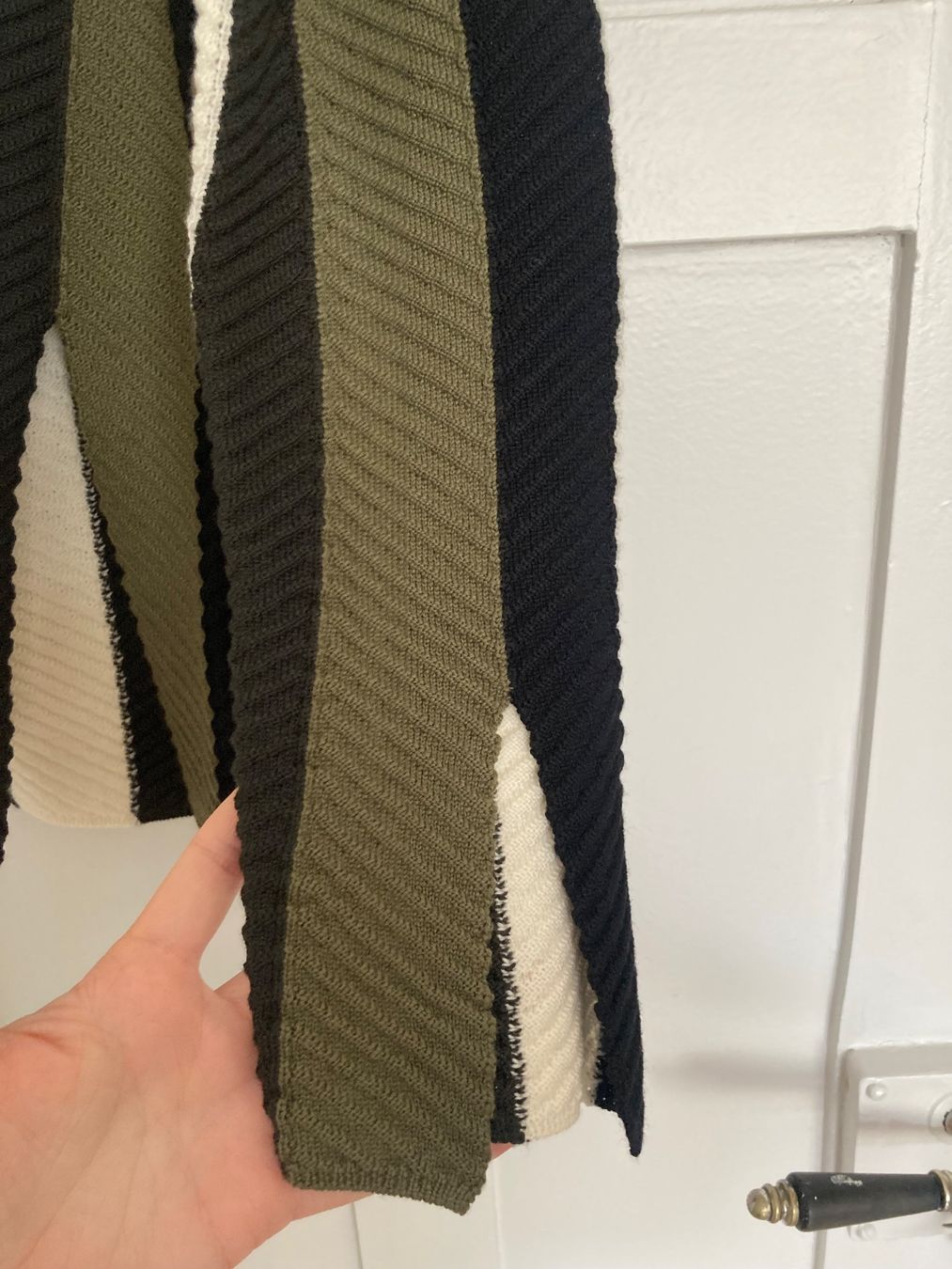 Akris Giacche: Akris Punto Strickjacke – Usato da Altstätten SG venduto da misthuffa 1