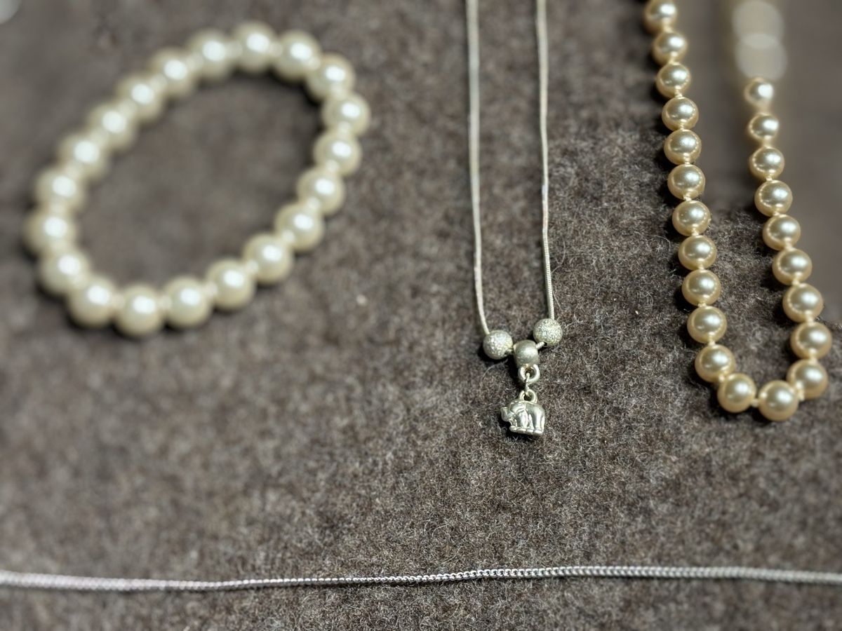Altri gioielli: Schmuck Set: Kette, Armband mit Perlen - Neuwertig! – Nuovo (secondo la descrizione) da Sisseln AG venduto da art-dragoon 4