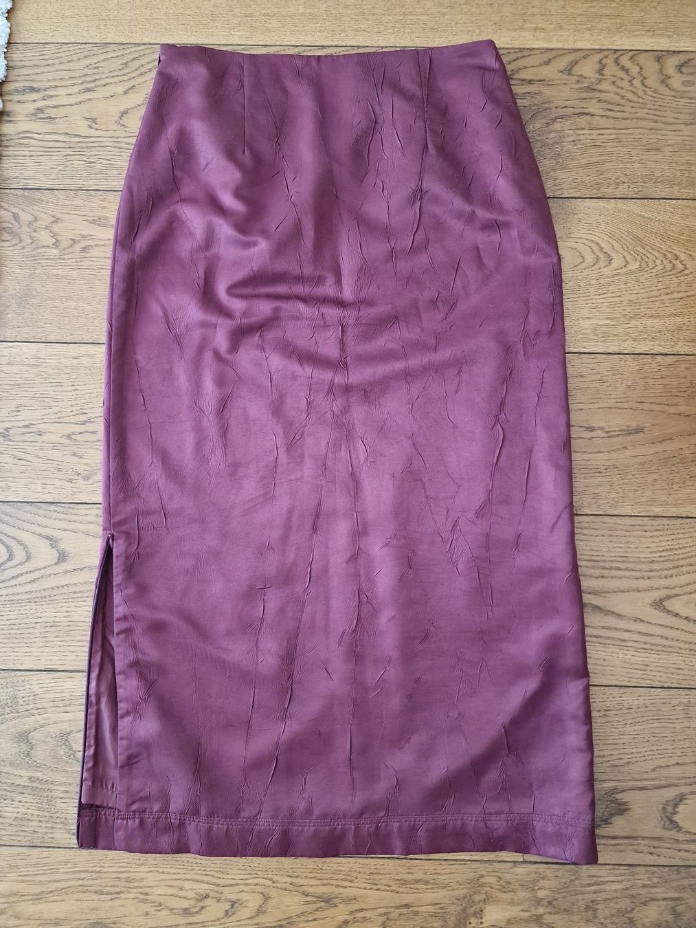 Jupes: Rock bordeaux Grösse M wie neu – Neuf (Voir description) à Meierskappel par HeartWear 1