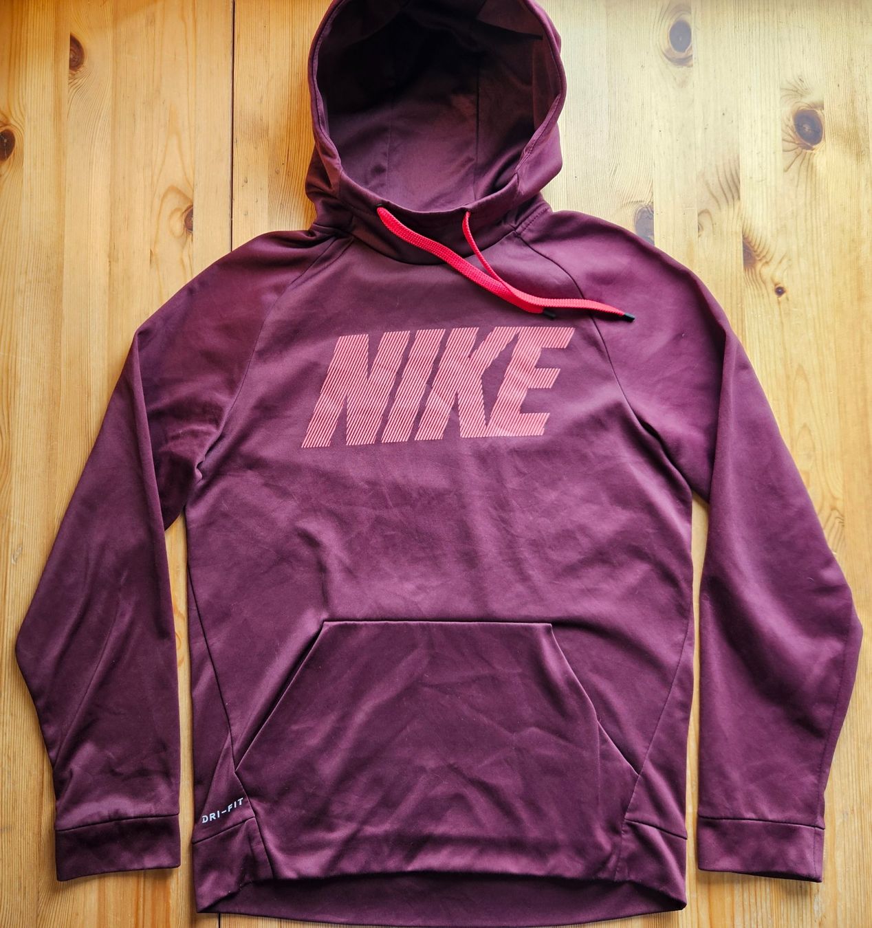 Nike Maglioni & Felpe: Hoodie Nike Grösse S – Usato da Hägglingen venduto da United-Village-Trade