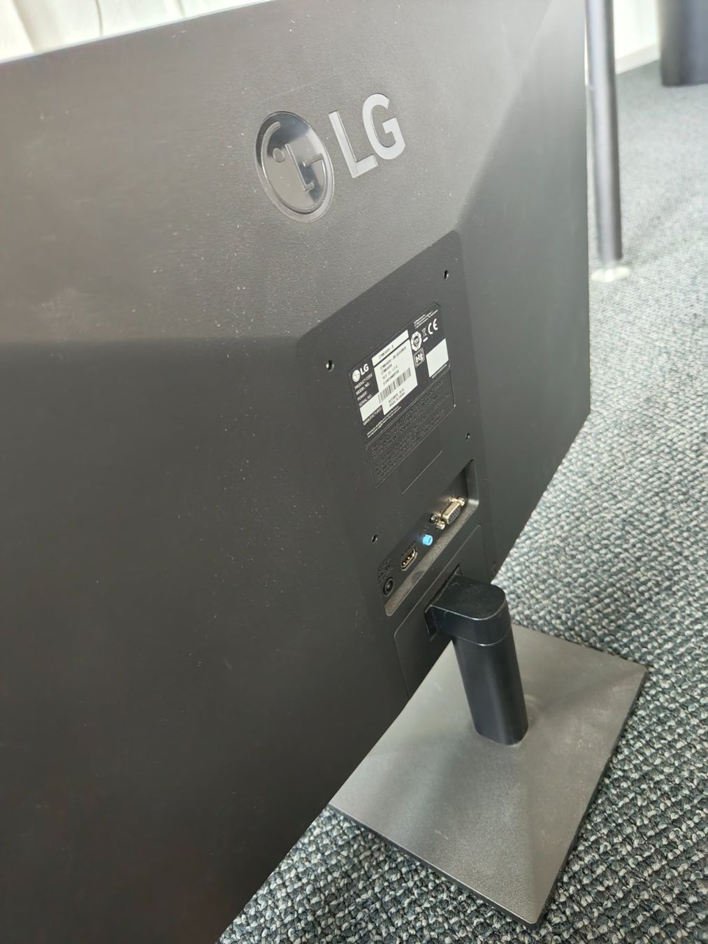 LG Monitor: LG Monitor 27" – Usato da Glattbrugg venduto da kommpass_gmbh 1