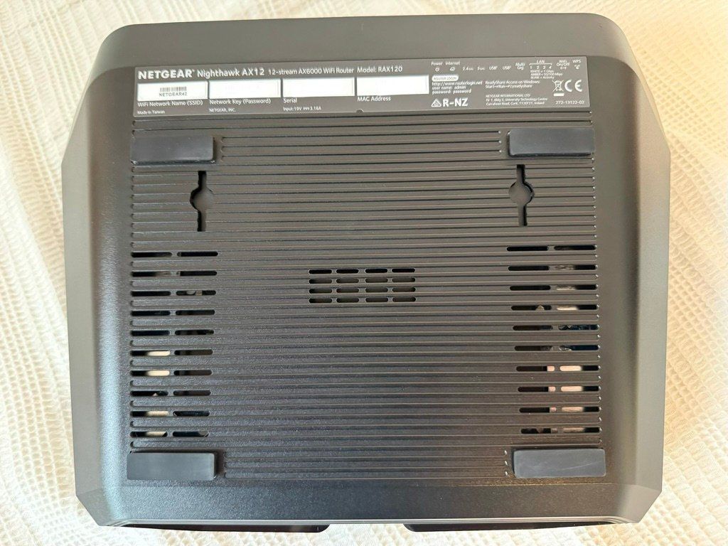 Netgear Modem & Router: NETGEAR RAX120 Nighthawk WiFi 6 Router AX6000 – Usato da Basel venduto da JackAMI 4
