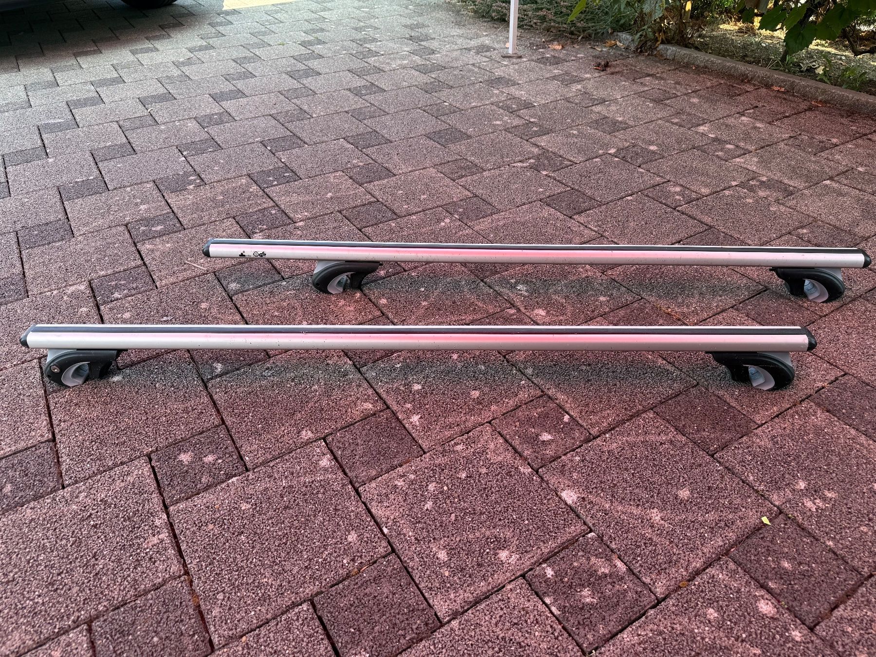 Portapacchi: Dachträger Universal für Dachreling – Usato da Münchwilen TG venduto da DieVierVilas