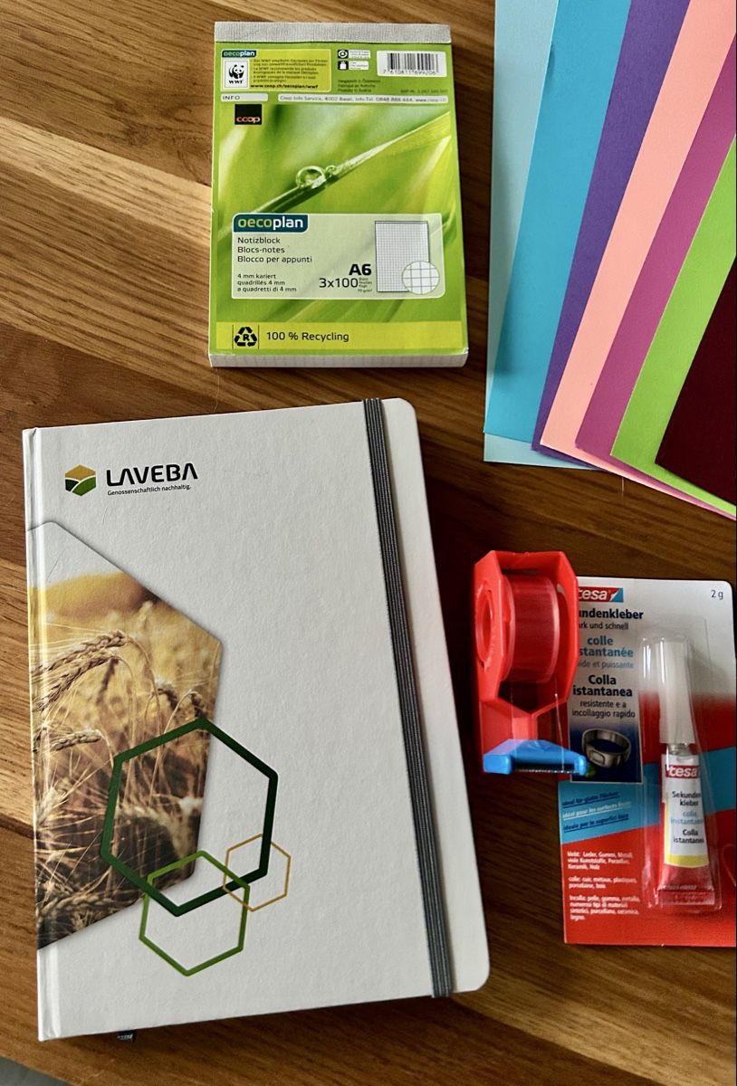 Kit bricolage: Grosses Büro-/Bastelmaterial-Set – Usato da Urdorf venduto da Bailey72 4