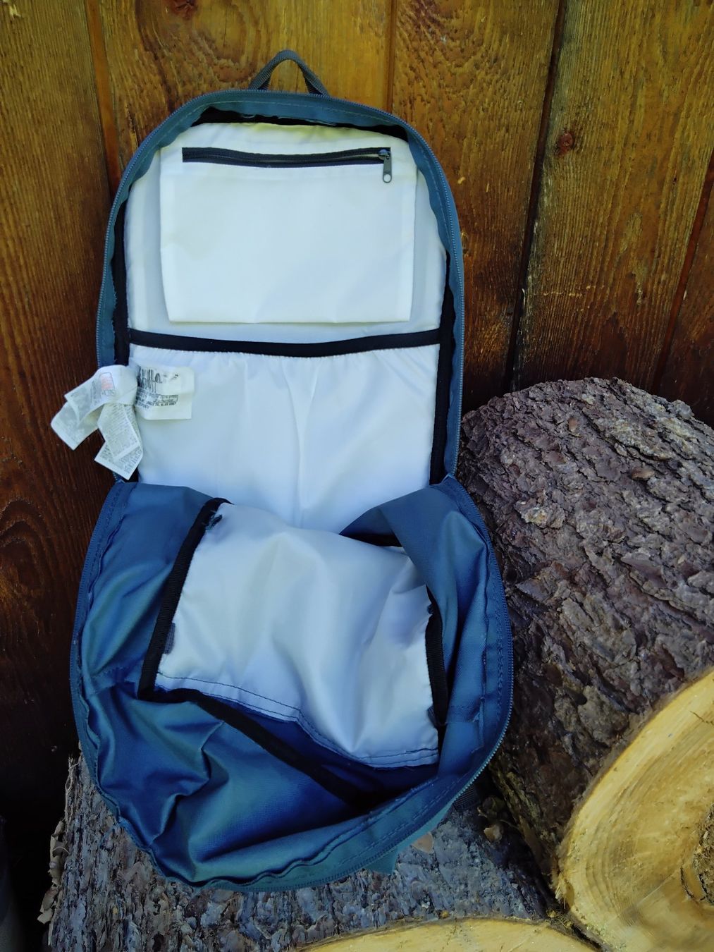 Zaini: Rucksack der Marke Quecha 20 L – Usato da Saxeten venduto da Hoesi1967 6