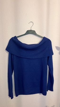 Pull bleu élégant