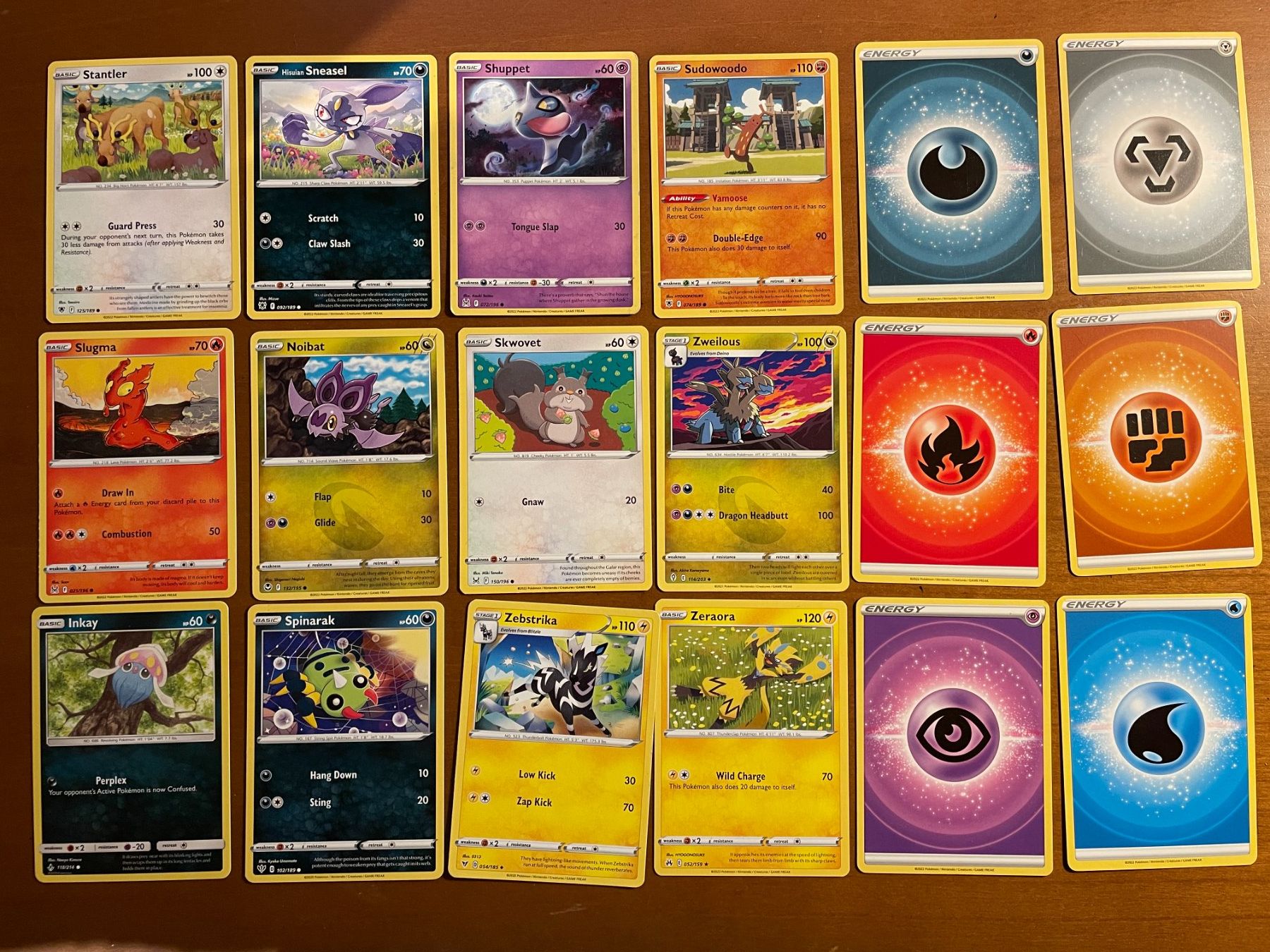 Pokémon Carte collezionabili: Pokemon Karten Set (Versand gratis) – Nuovo (secondo la descrizione) da Chur venduto da Angerson
