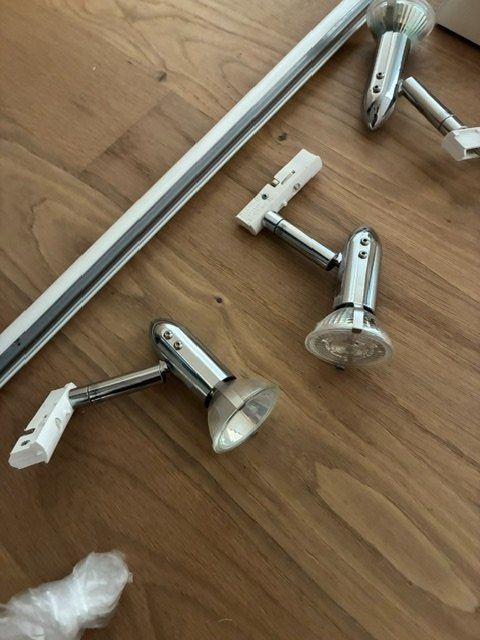 Lampadari & plafoniere: Niedervolt-Halogen-Lichtsystem mit Trafo, INSTA – Usato da Arlesheim venduto da Luke19680 1