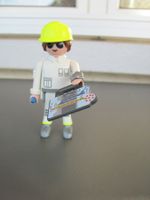 Playmobil Figur Bauarbeiter mit Plan guter Zustand