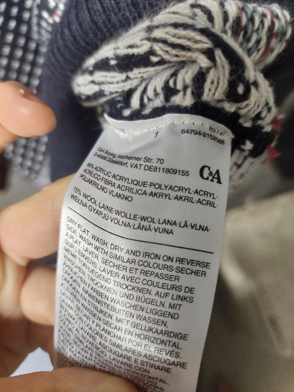 C&A Maglioni & Felpe: C&A Winter Pullover Gr. L mit Schneeflockenmuster, warm & ku – Usato da Sissach venduto da zwwerg 2