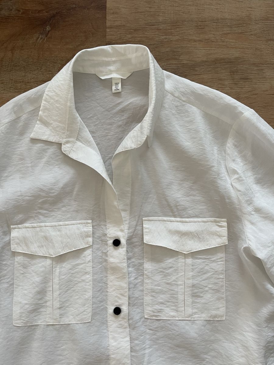 H&M Blusen: Schöne Bluse, weiss, Gr. M, H&M – Neu (gemäss Beschreibung) aus Möhlin von Phmahrer 1