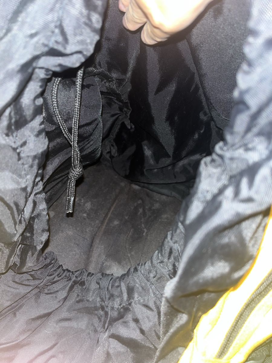 Zaini: Top Wanderrucksack mit Regenhülle, gelb/schwarz, robust – Usato da Bremgarten b. Bern venduto da nan_n82z 4