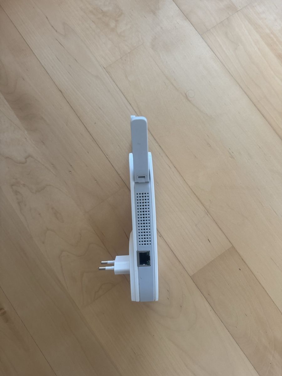 TP-Link Wlan: Tp-link Wifi range extender  – Gebraucht aus Wädenswil von alximik0 5