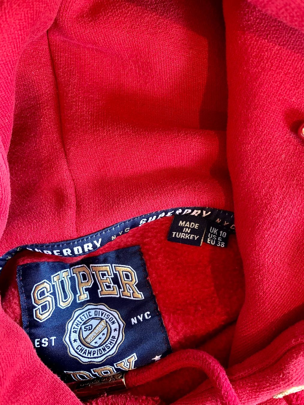 Superdry Kleider: Superdry Sweat Kleid rot Grösse 38 – Gebraucht aus Andelfingen von Niki214 1