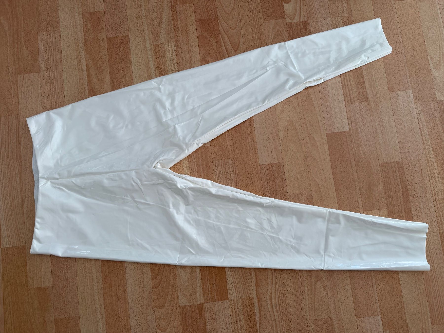 Leggings: Vinyl Lack Leggings Weiss – Nuovo e nell'imballaggio originale da Uetendorf venduto da Stoun 4