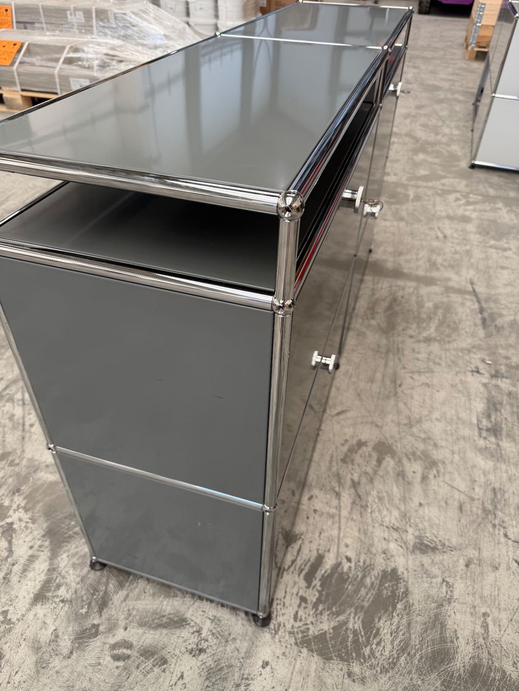 USM Étagères: USM Haller Sideboard 2x3 Mittelgrau Top Zustand – D'occasion à Balsthal par Designhaus.Schmitt 4