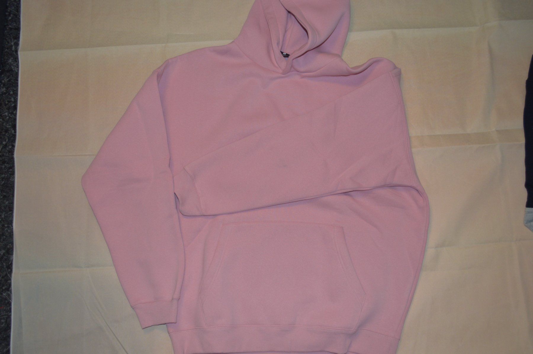 Maglioni & Felpe: 5 Pullovers Set Grau Schwarz Rosa Rot  gebraucht – Usato da Buchs SG venduto da die_zc5l 2
