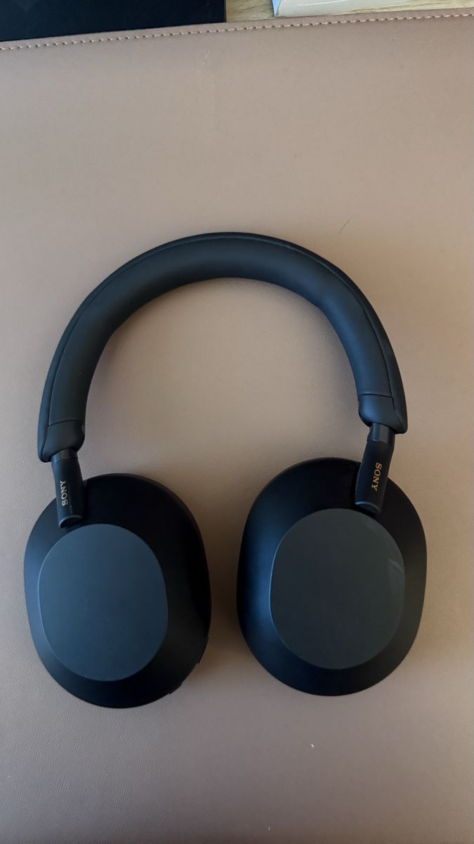 Sony Kopfhörer: Casque Sony WH-1000XM5 – Neu (gemäss Beschreibung) aus Collombey von sal_qr8b 2