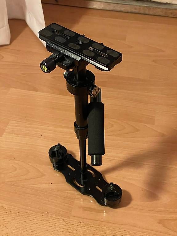 Altri Accessori: Steadycam/Glidecam Rig/Stativ 40cm bis 2kg – Usato da Zürich venduto da lucslucs