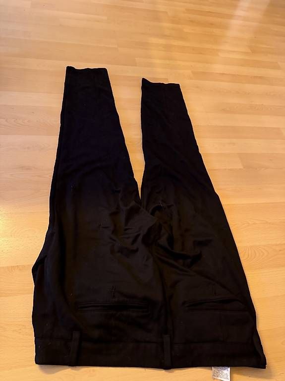 Pantalons: Anzugshosen – D'occasion à Alchenflüh par selina077 1