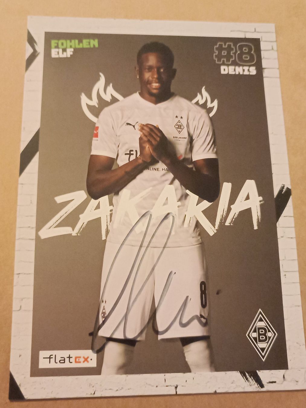 Autografi: Denis Zakaria - 2020/21 - handsigniert – Usato da Menziken venduto da Artographs