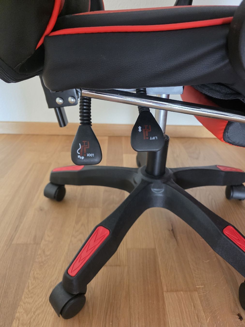 Sedie: Gaming chair – Usato da Zug venduto da sto_98sr 3
